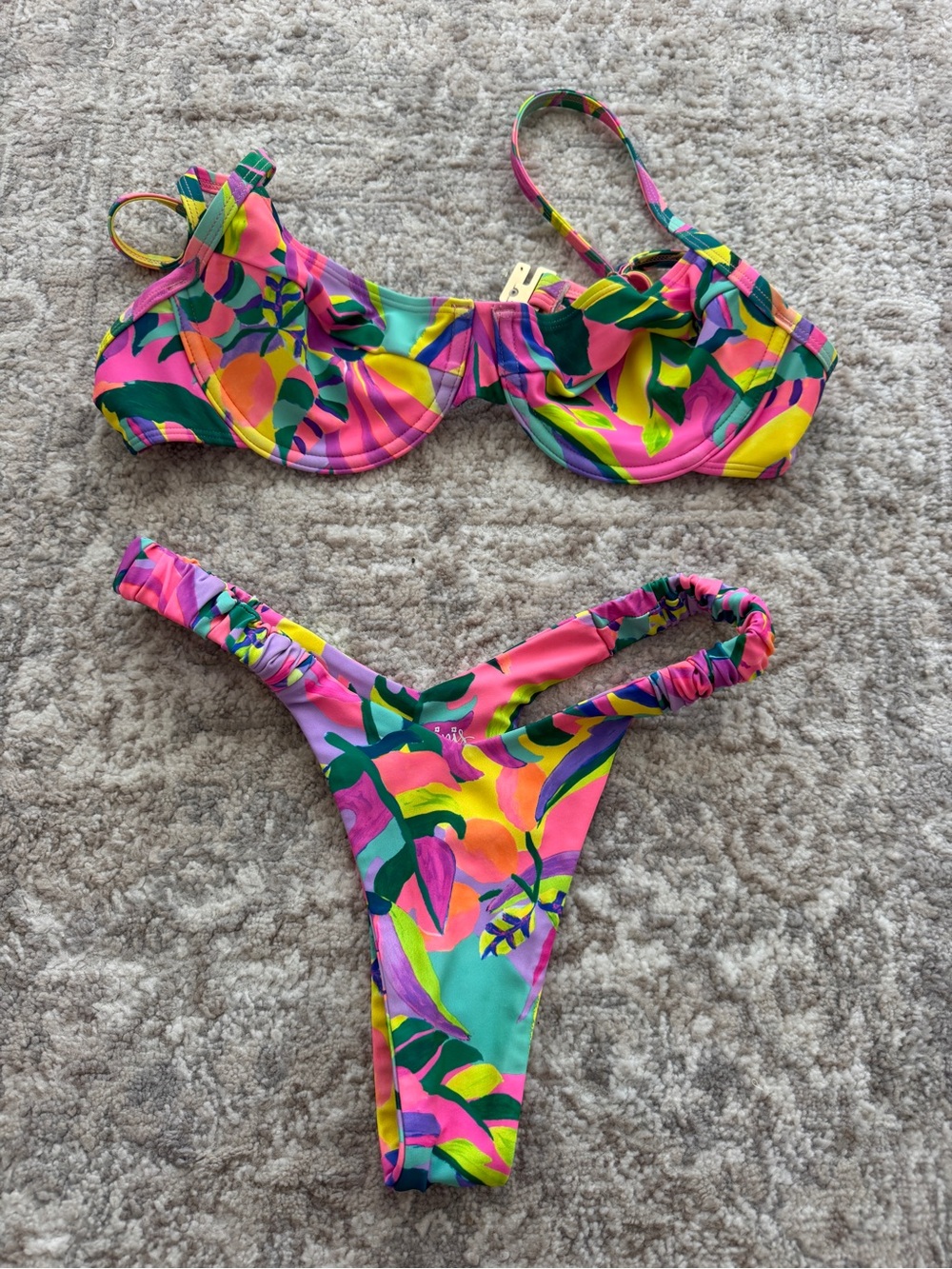 Kulani Kinis Floral Neon Pink Bikini Set – Tropical Print Swimwear